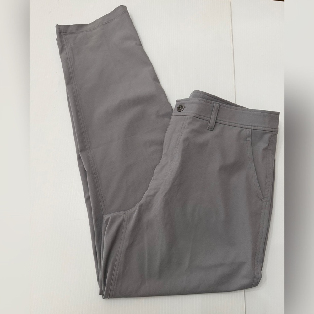 32 Degrees Cool Stretch Performance Men's Light Gray Pants - 34